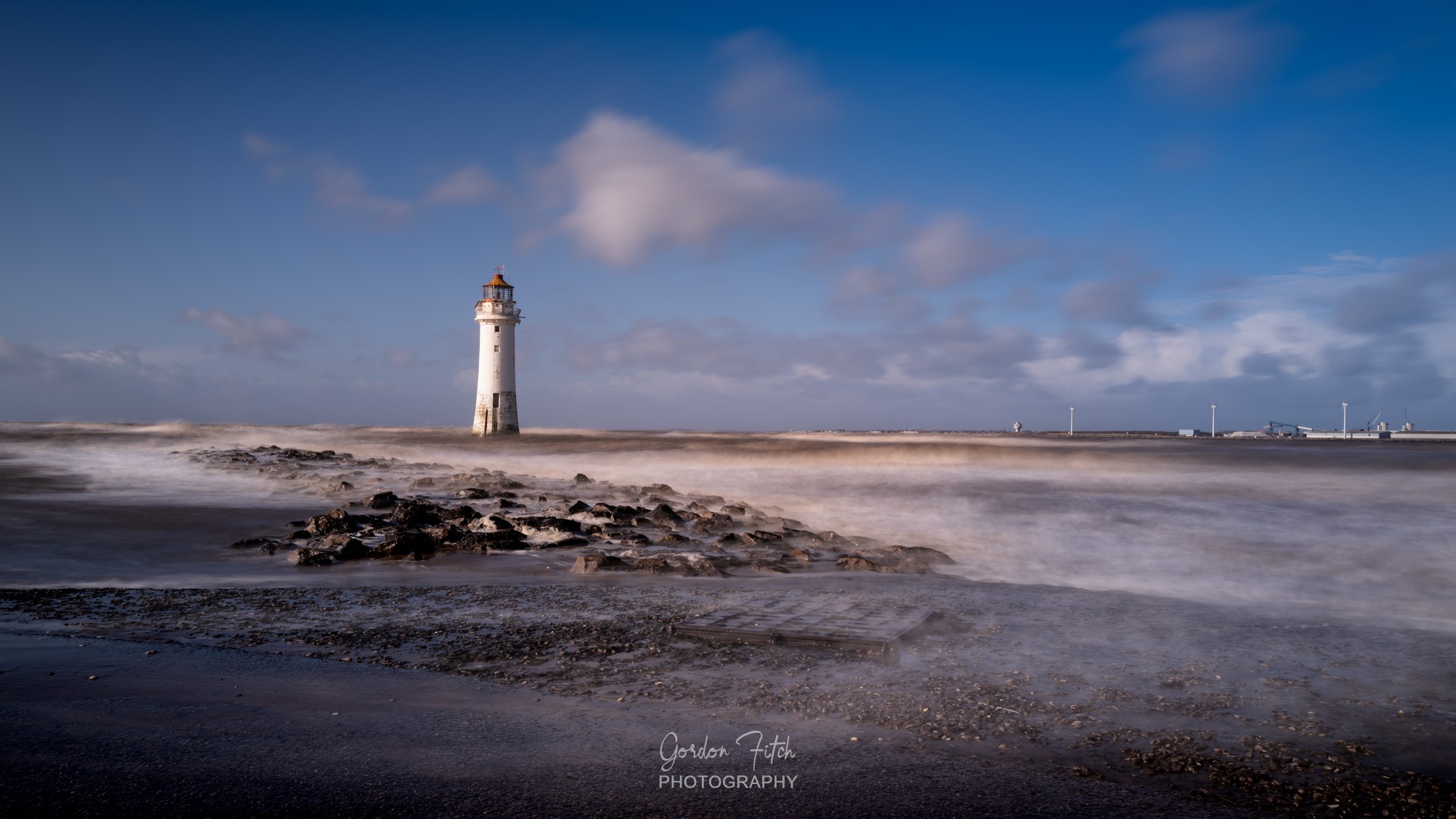 Perch Rock Lighthouse by Gordon Fitch