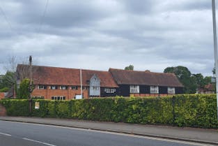 Manor Barns side on view, Rusilip