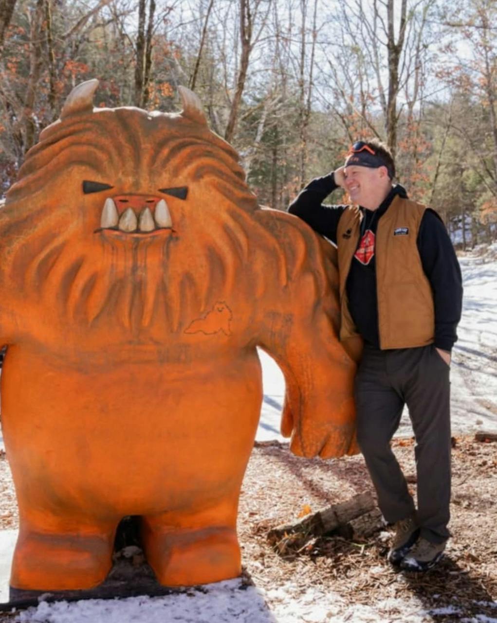 Howler art structure at Howler Park Missouri