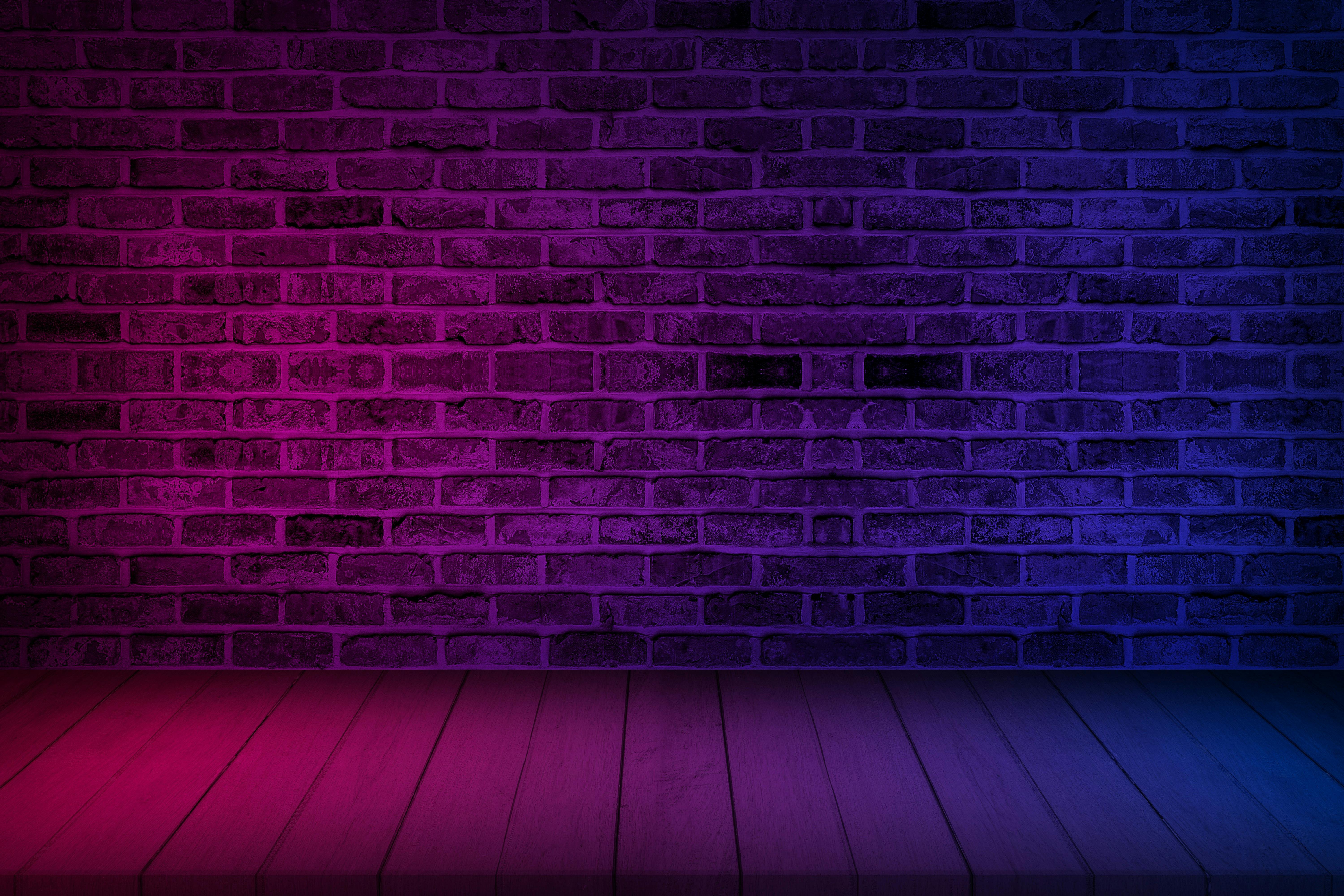 Кирпичная стена с неоновой подсветкой фон